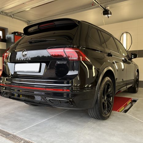 Volkswagen Tiguan - Machnio Car's Clinic Auto detailing Studio Radom. Powłoka ceramiczna Fireball korekta lakieru Detailing wnętrza