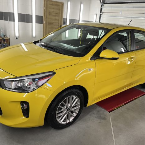 Kia Rio Powłoka ceramiczna Fireball, korekta lakieru, detailing wnętrza, Machnio Car;s Clinic Auto Detailing Studio Radom