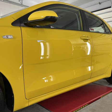 Kia Rio Powłoka ceramiczna Fireball, korekta lakieru, detailing wnętrza, Machnio Car;s Clinic Auto Detailing Studio Radom